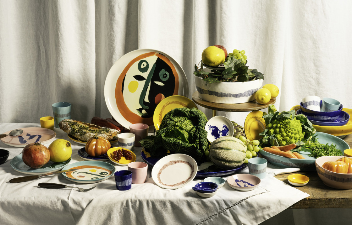 Avec FEAST, le chef Yotam Ottolenghi dessine ses assiettes avec Serax